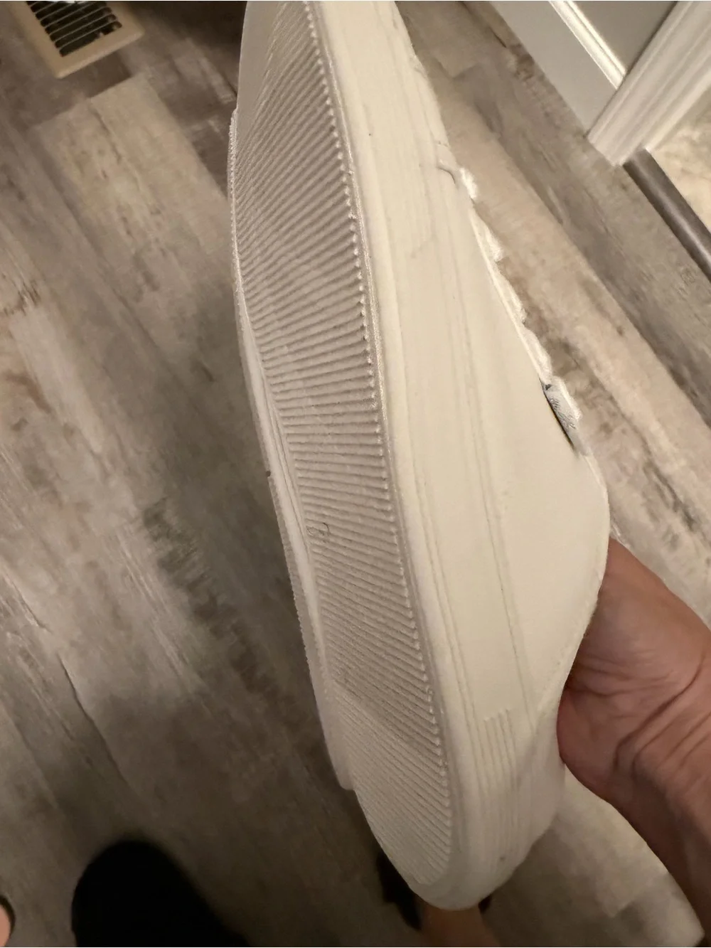 Rocket Dog White Canvas Low-Top Sneakers 7 NWOT - Picture 2 of 3